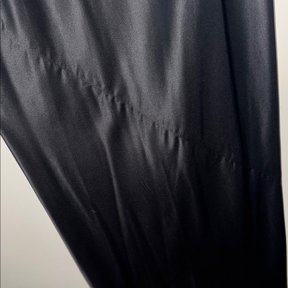 Silk Blend Black Sleeveless Dress - Picture 5 of 7